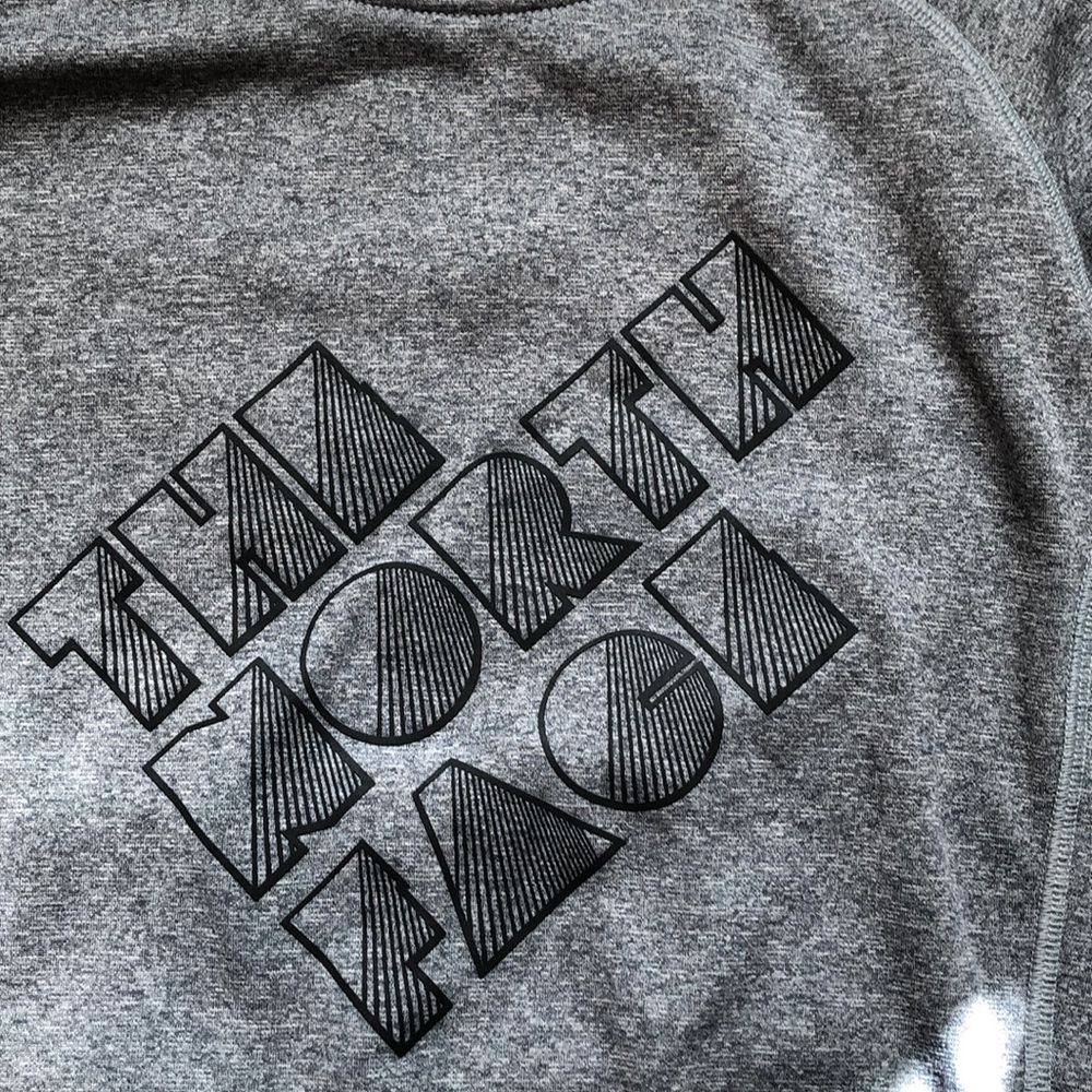Long sleeve pull over - Picture 2 of 2